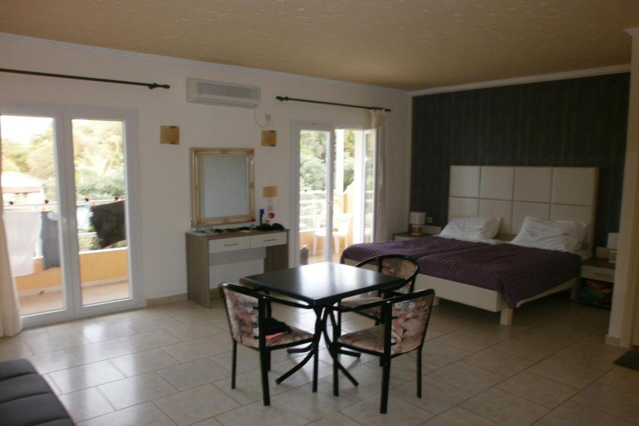 Kerkyra Beach Hotel & Apartments Benitses  Ngoại thất bức ảnh