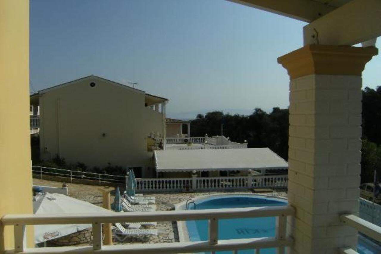Kerkyra Beach Hotel & Apartments Benitses  Ngoại thất bức ảnh