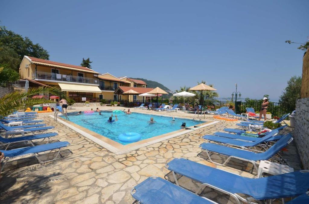 Kerkyra Beach Hotel & Apartments Benitses  Ngoại thất bức ảnh