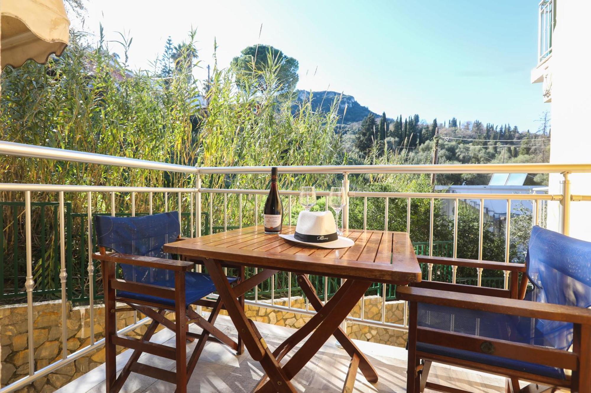 Kerkyra Beach Hotel & Apartments Benitses  Ngoại thất bức ảnh
