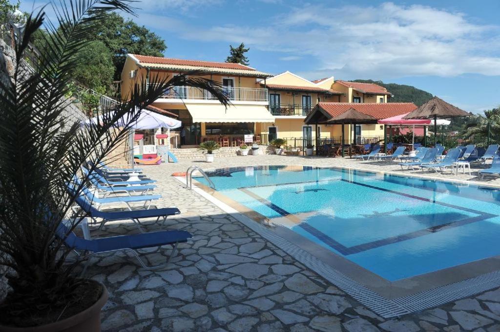 Kerkyra Beach Hotel & Apartments Benitses  Ngoại thất bức ảnh