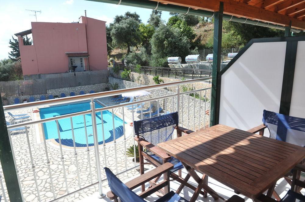 Kerkyra Beach Hotel & Apartments Benitses  Ngoại thất bức ảnh