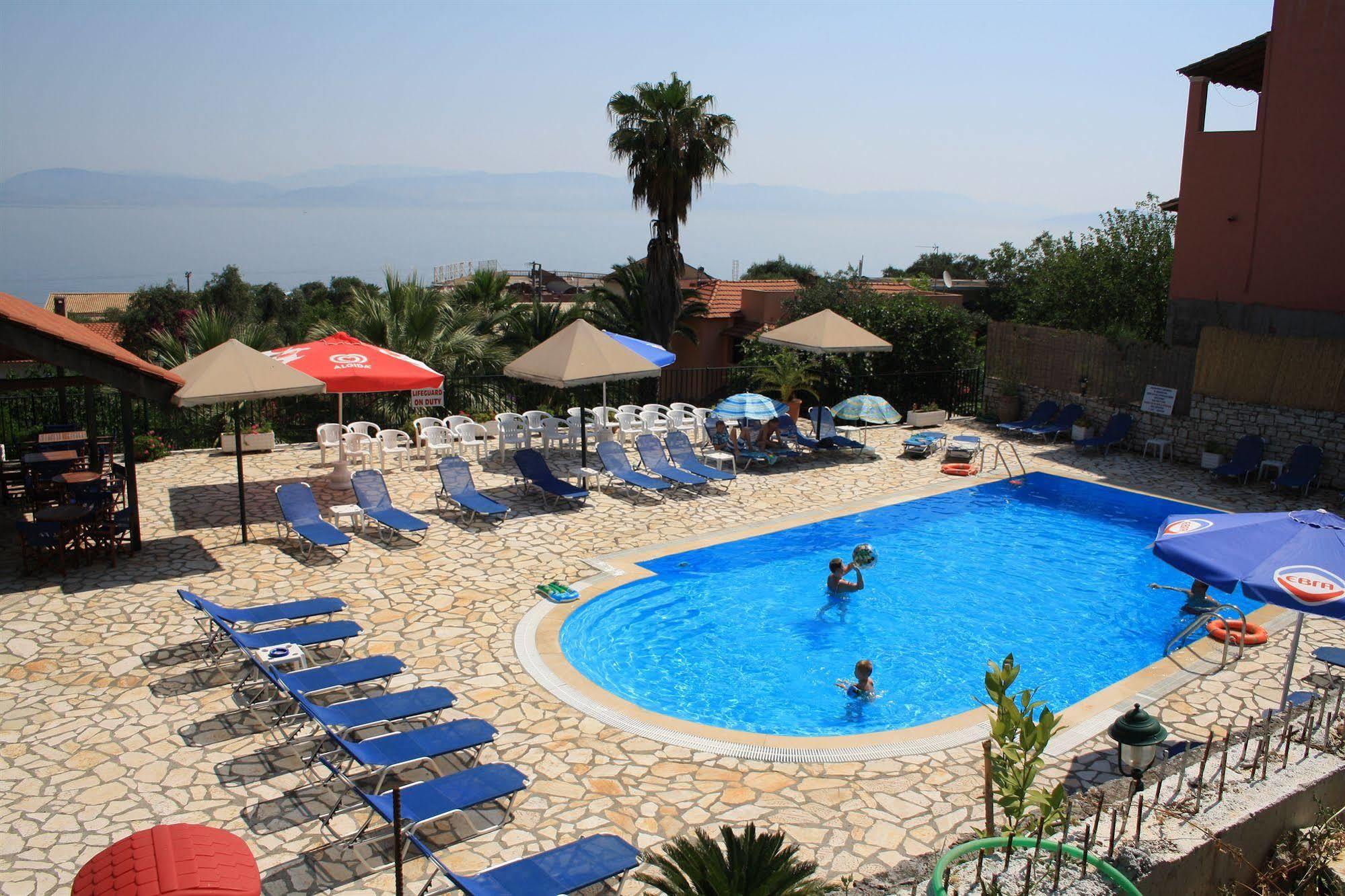 Kerkyra Beach Hotel & Apartments Benitses  Ngoại thất bức ảnh
