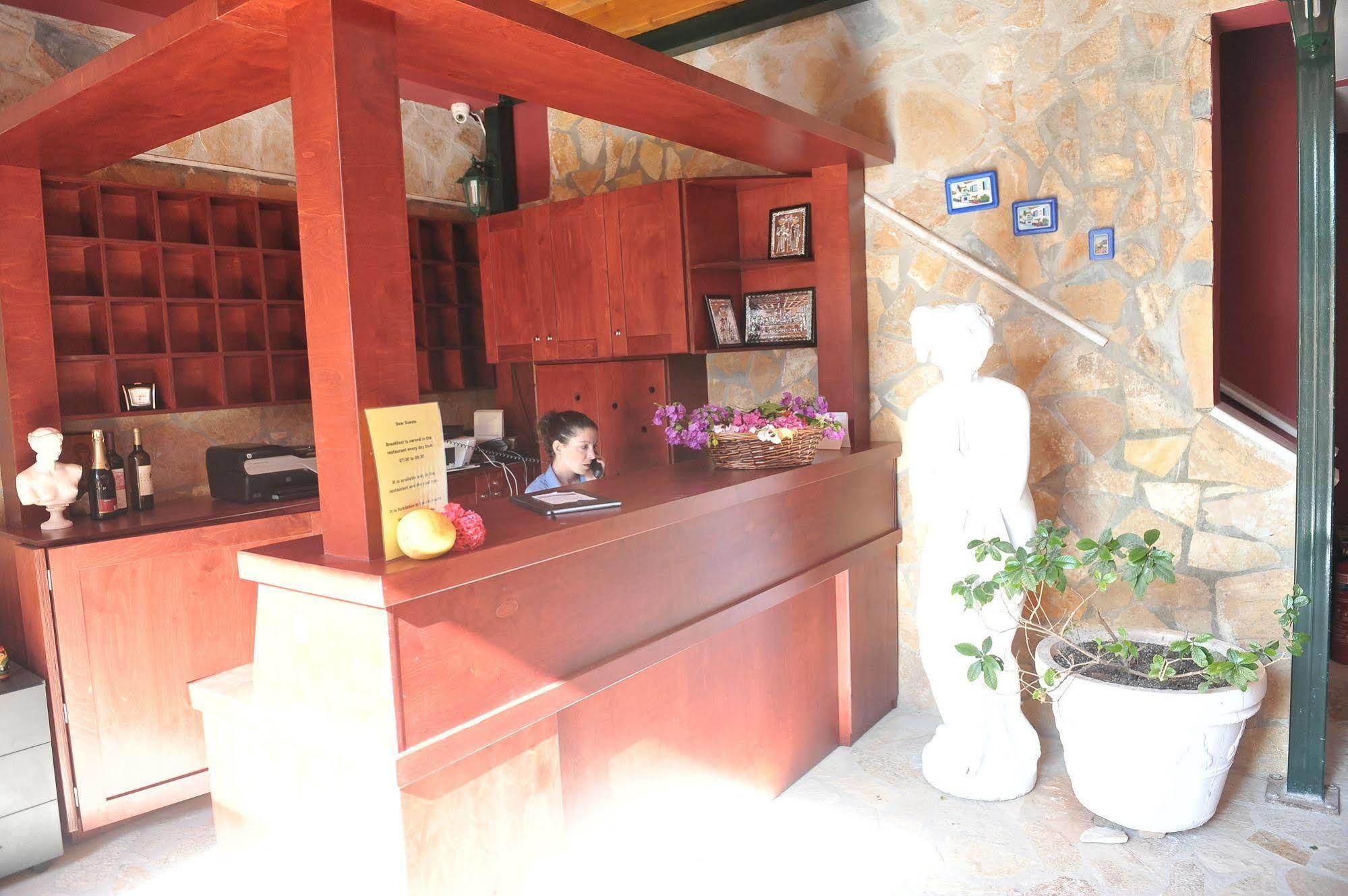 Kerkyra Beach Hotel & Apartments Benitses  Ngoại thất bức ảnh