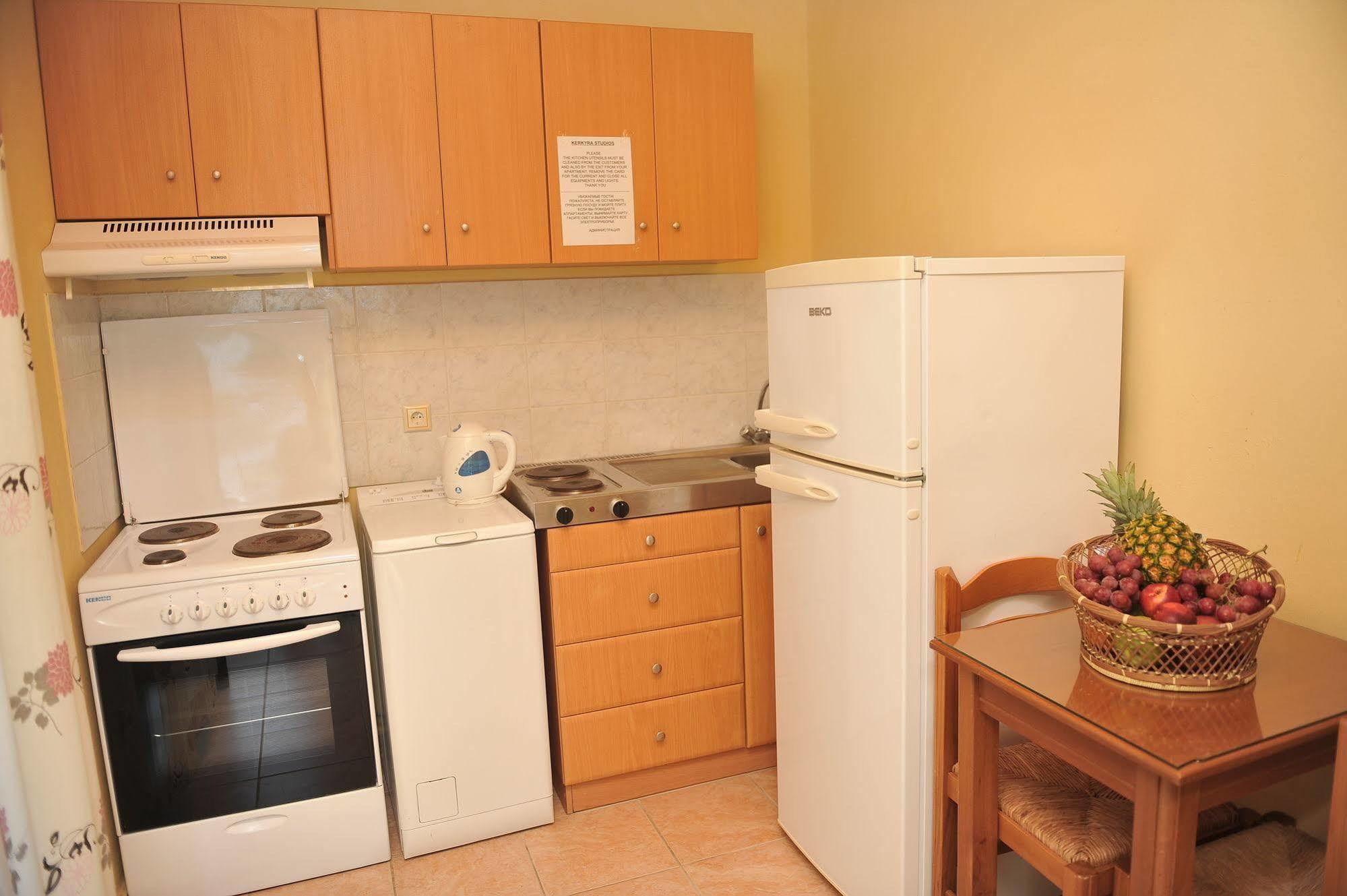 Kerkyra Beach Hotel & Apartments Benitses  Ngoại thất bức ảnh