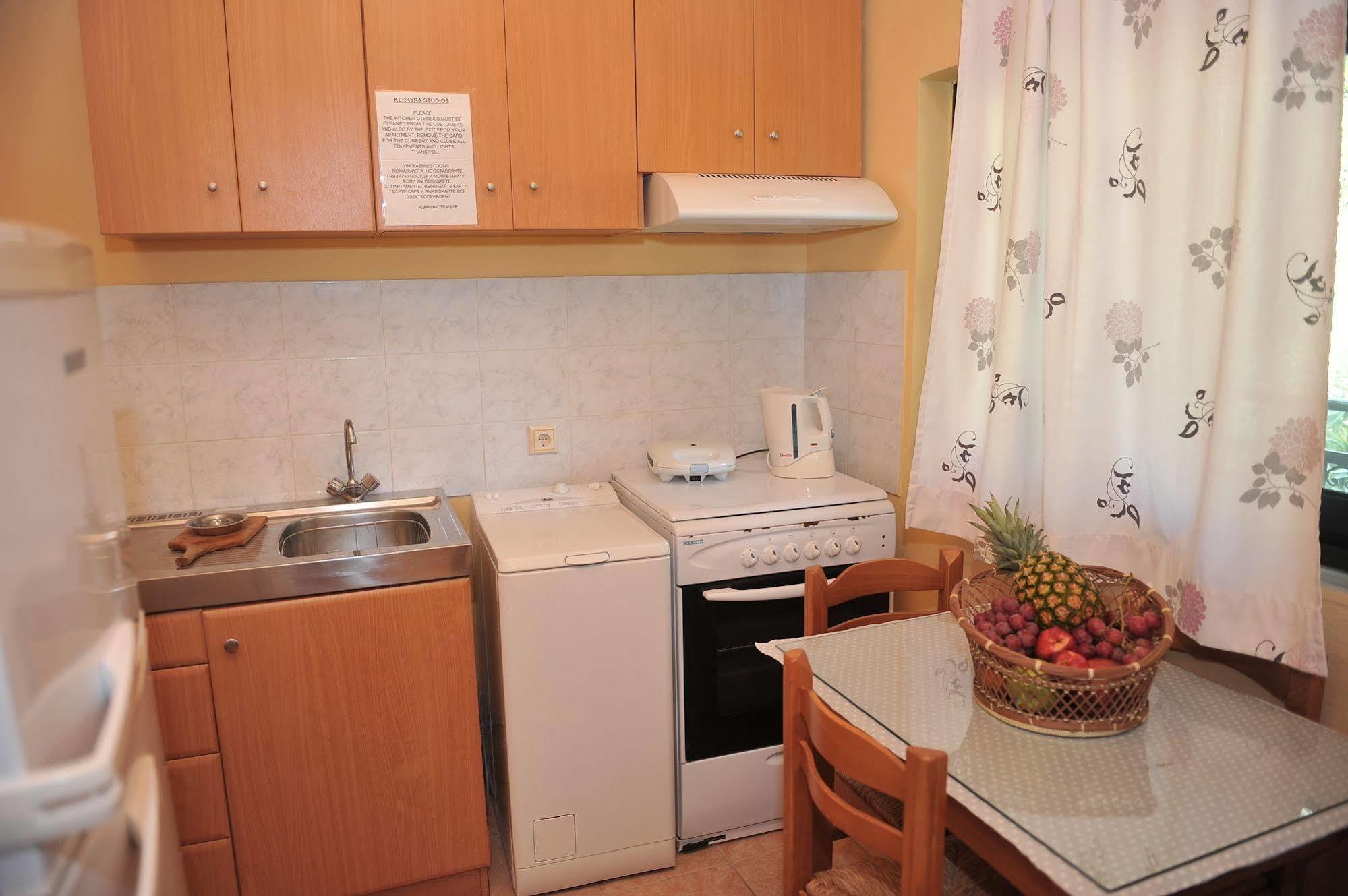 Kerkyra Beach Hotel & Apartments Benitses  Ngoại thất bức ảnh
