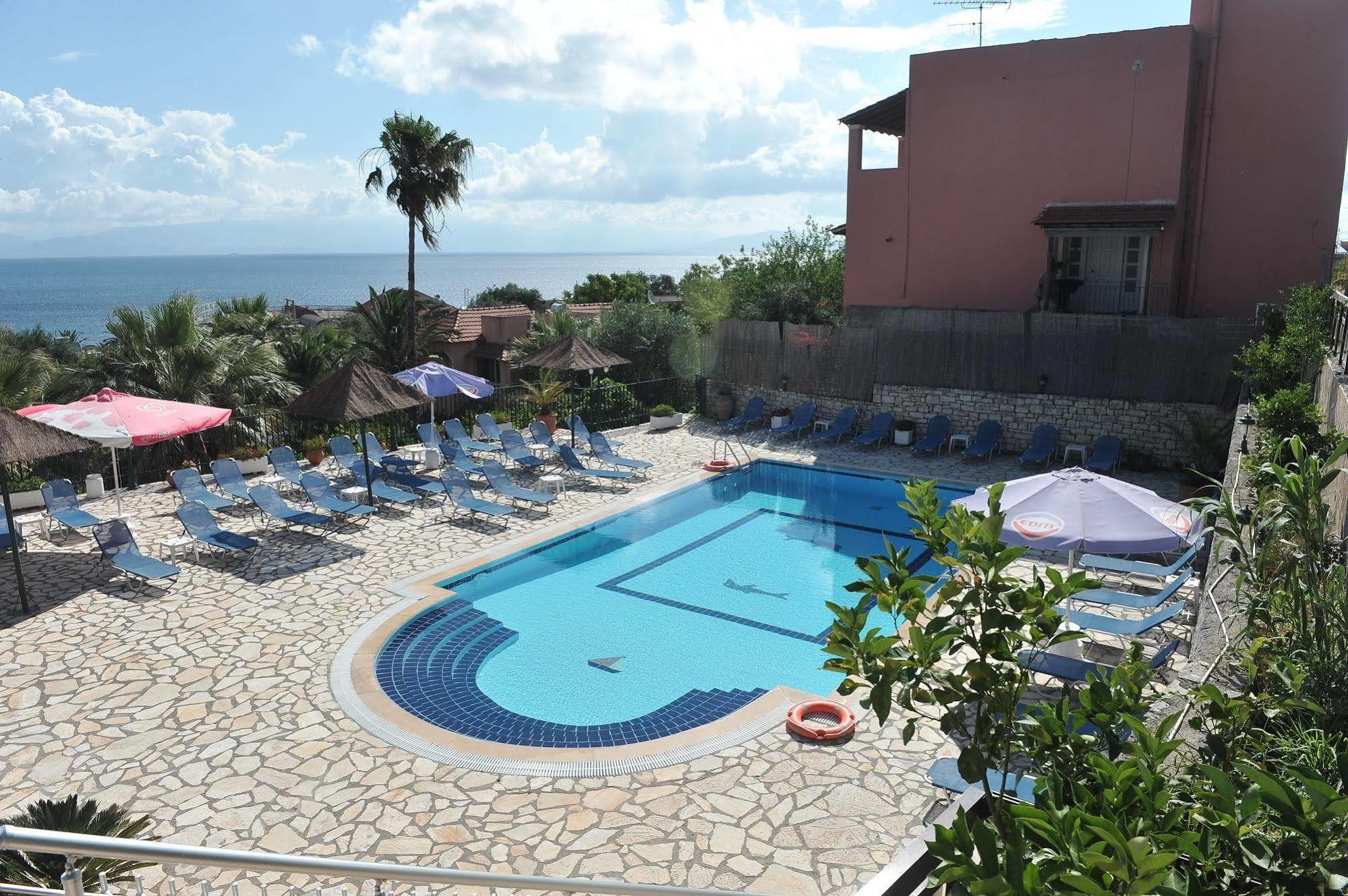 Kerkyra Beach Hotel & Apartments Benitses  Ngoại thất bức ảnh
