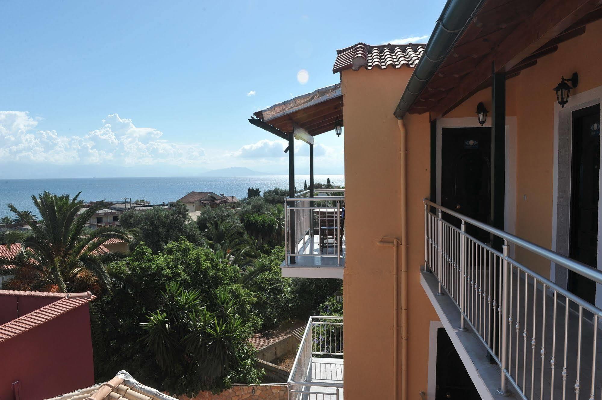 Kerkyra Beach Hotel & Apartments Benitses  Ngoại thất bức ảnh