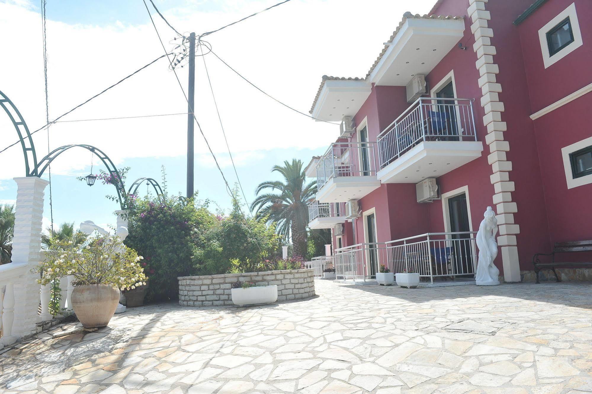 Kerkyra Beach Hotel & Apartments Benitses  Ngoại thất bức ảnh